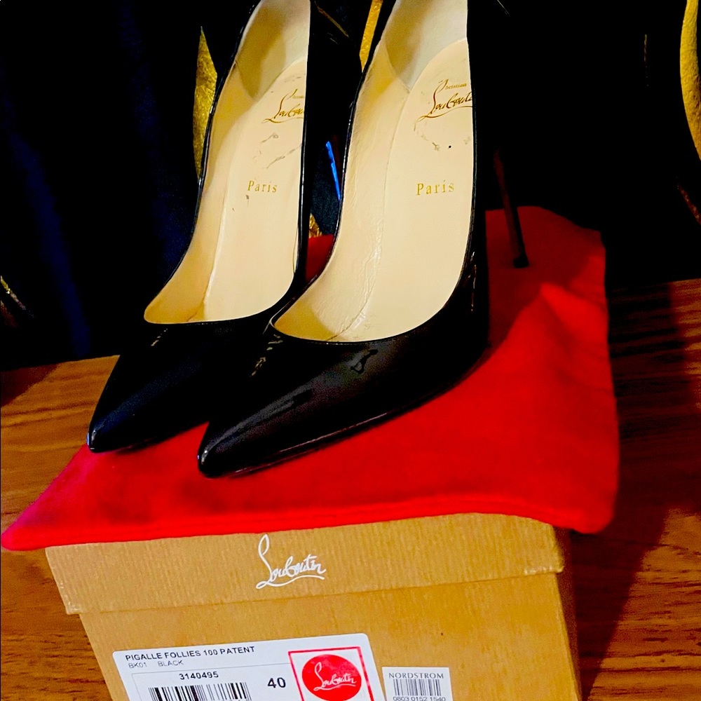 Black Christian Louboutin heels size 40